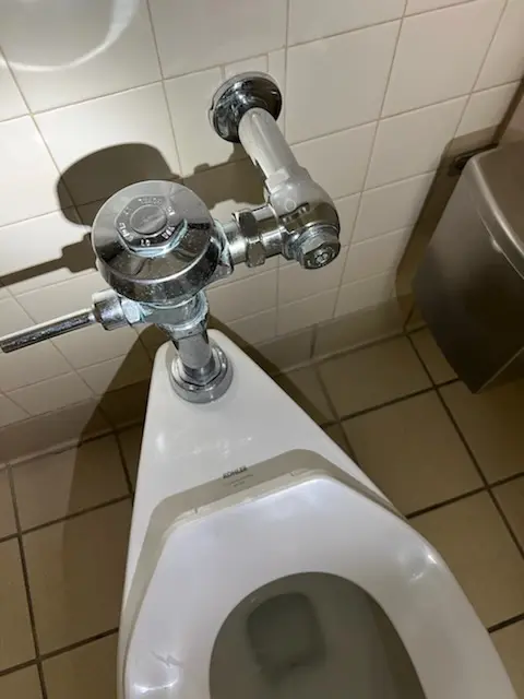 Fixture installation and repair for Garbage Disposal in Oldmans